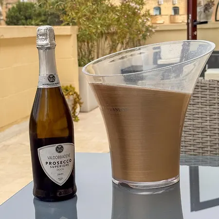 Tal Jordan Complex * Għarb