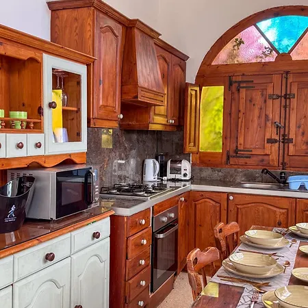 Tal Jordan Complex *