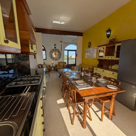 Tal Jordan Complex *