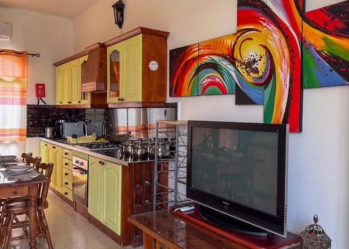 Tal Jordan Complex * Għarb