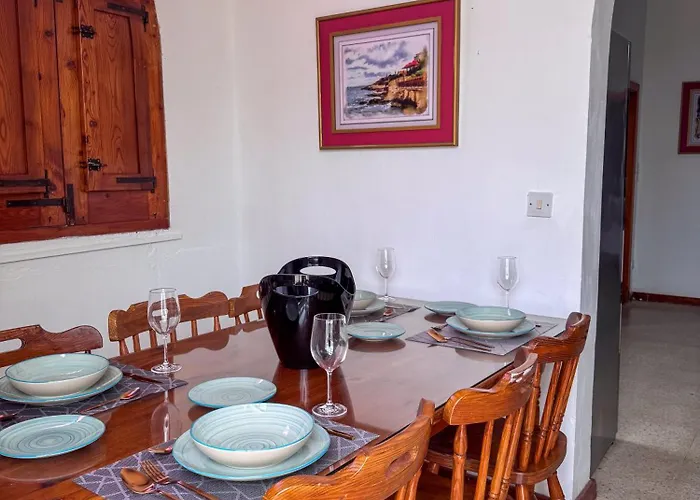 Tal Jordan Complex * Għarb