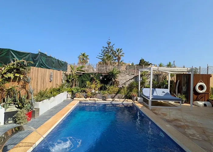 Tal Jordan Complex * Għarb