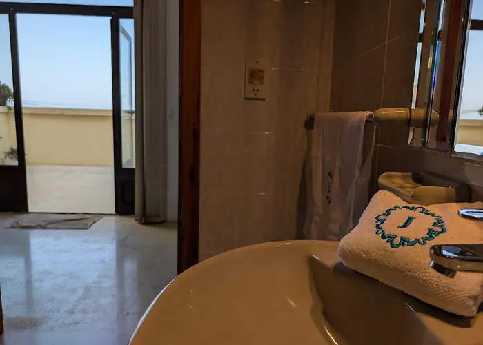 Tal Jordan Complex Apartman *